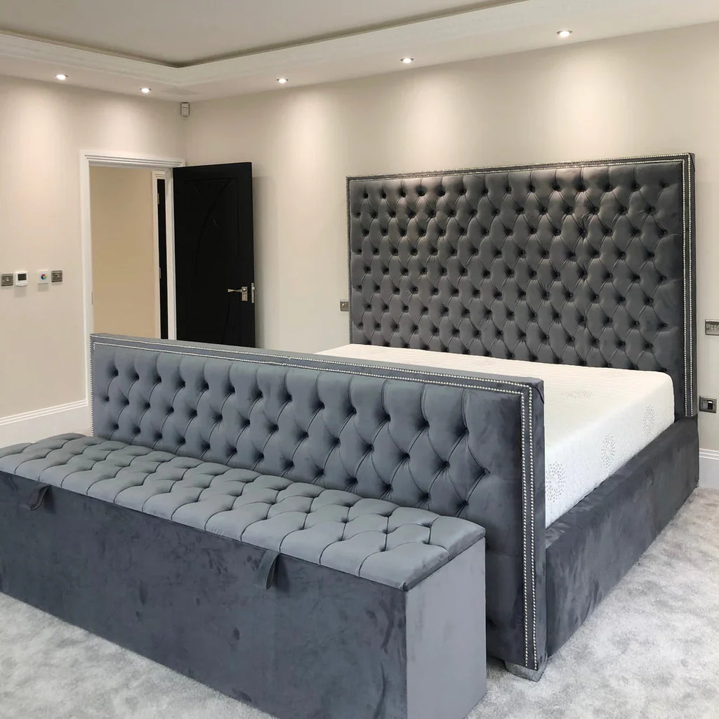 Studded Bed